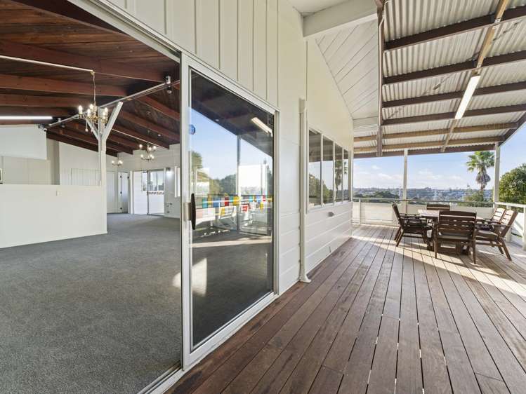 10 Lilburn Crescent Massey_35