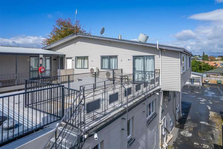 265, 275 & 277A-C Te Rapa Road Beerescourt_13