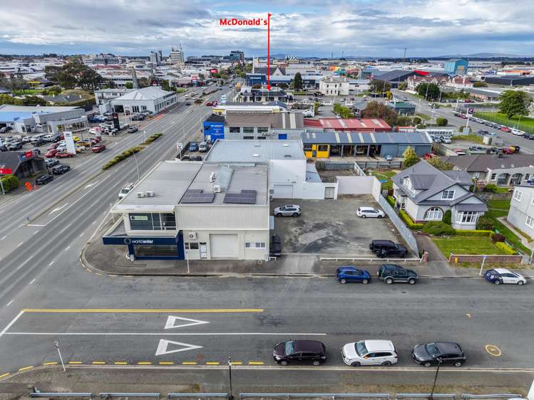 228 Dee Street and 11 Earnslaw Street Avenal_5