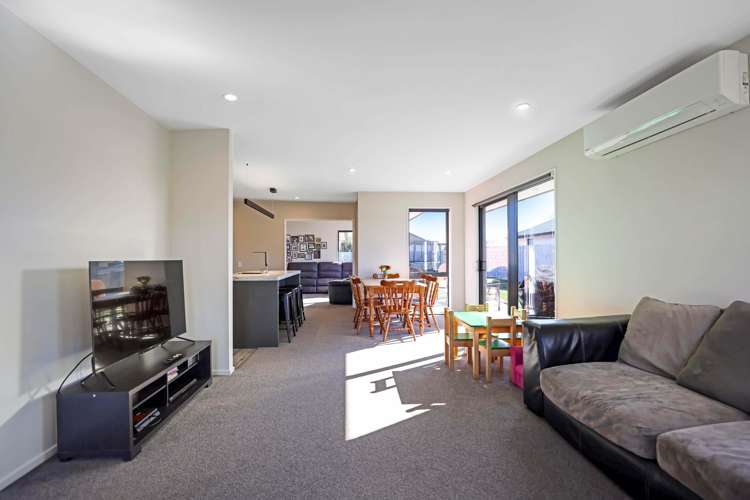 31 Geoff Geering Drive Netherby_9