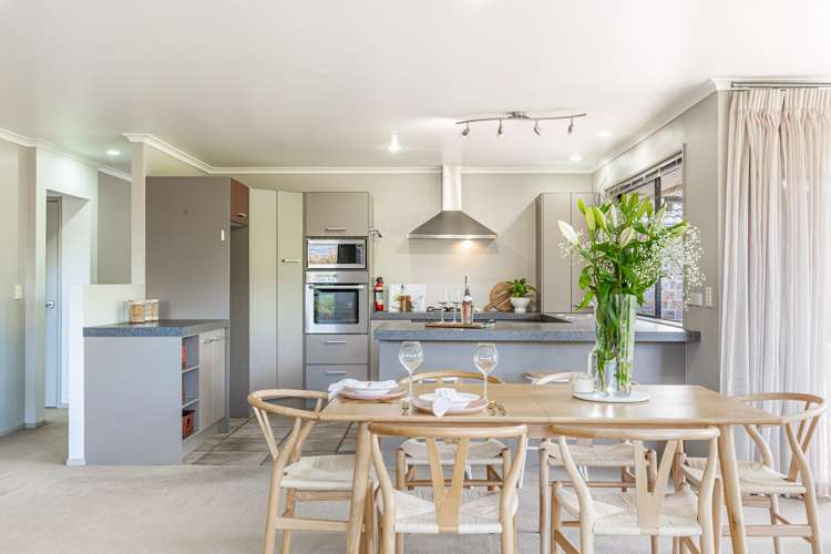 10 Grassfield Place Waimauku_14