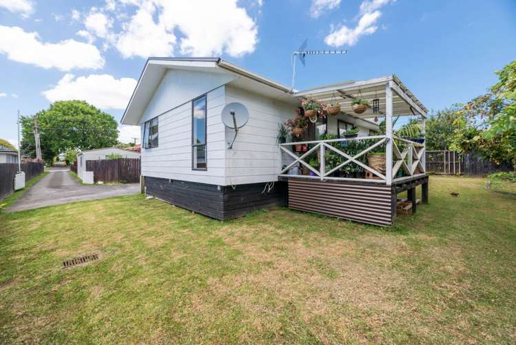 2/20 Copley Street New Lynn_1