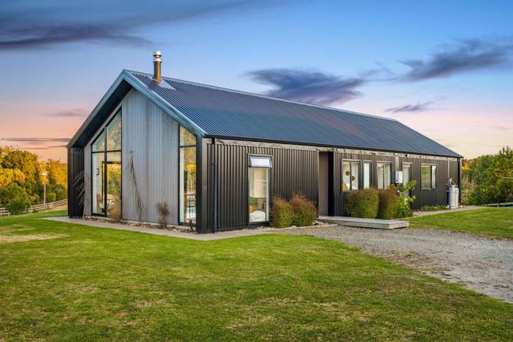 185 Taupaki Road Taupaki_1