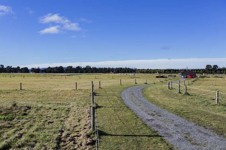 256 Foothills Road Okuku_10