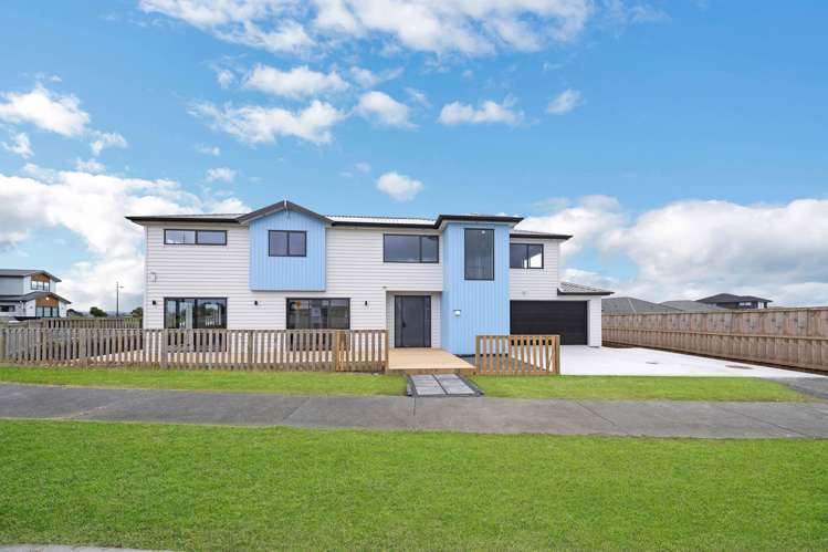 2 Whata Street Clarks Beach_26