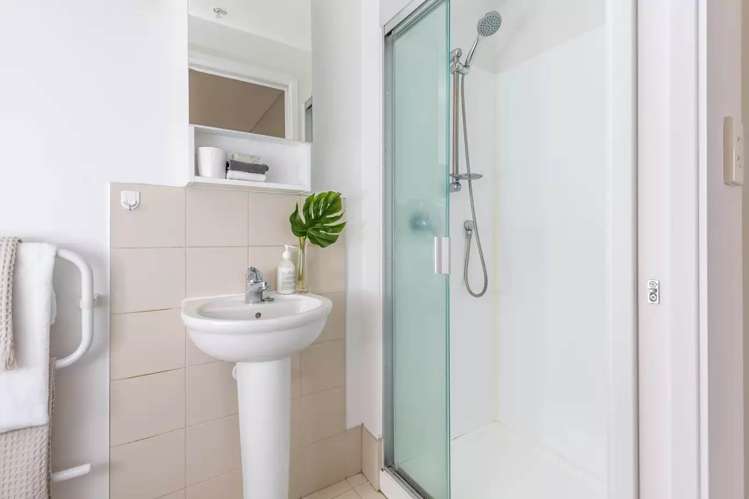 1008/37 Symonds Street Grafton_7