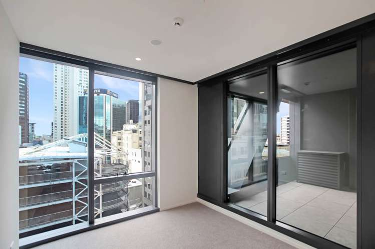807/10 Commerce Street Auckland Central_6