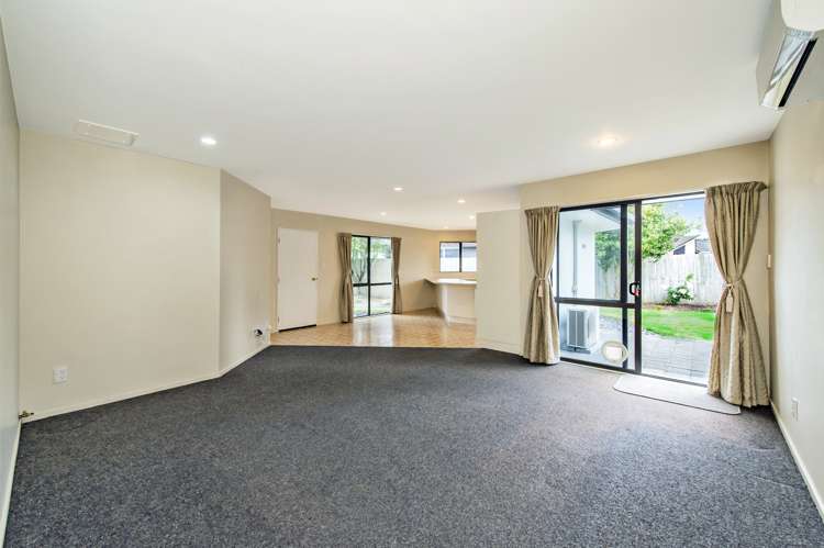 8 Oldham Place Darfield_6