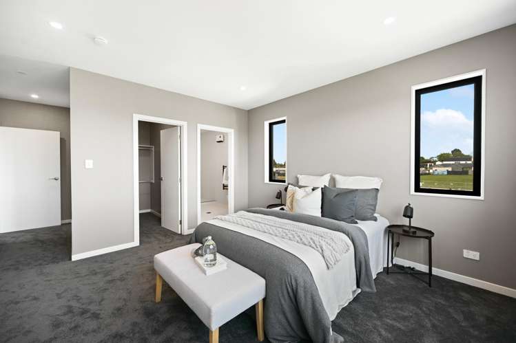 8 Earp Crescent Chartwell_12