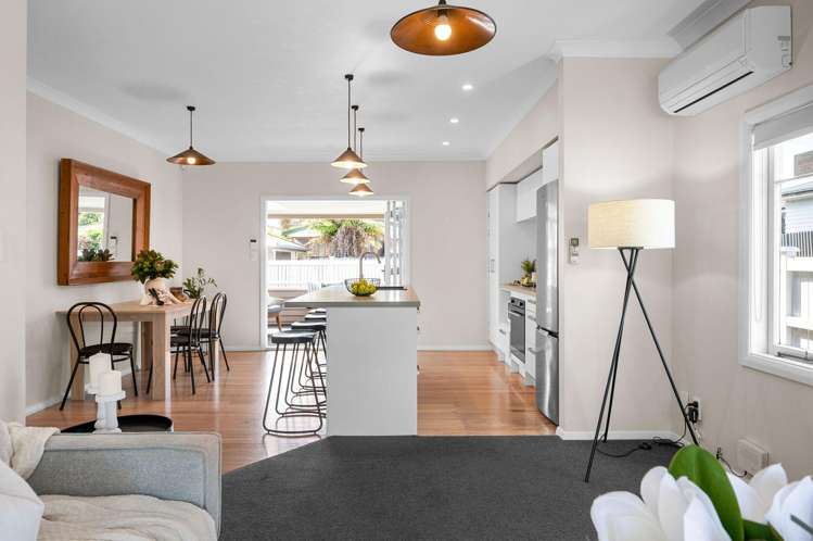 74 Fox Street Hamilton East_6