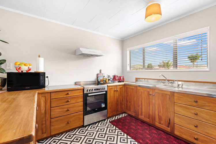 93 Hatea Drive Regent_6