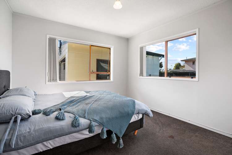 62 Aurora Terrace Hillcrest_12