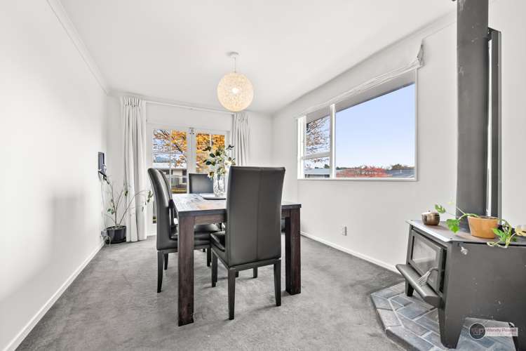 21 Montana Road Totara Park_11