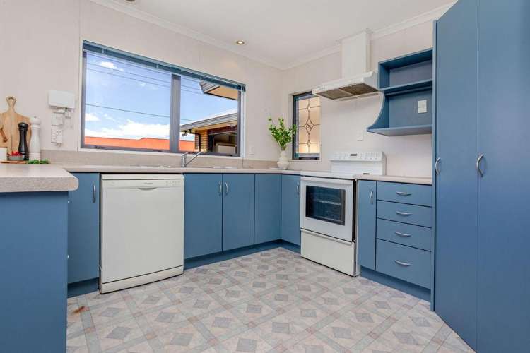 19 King Street Dannevirke_13