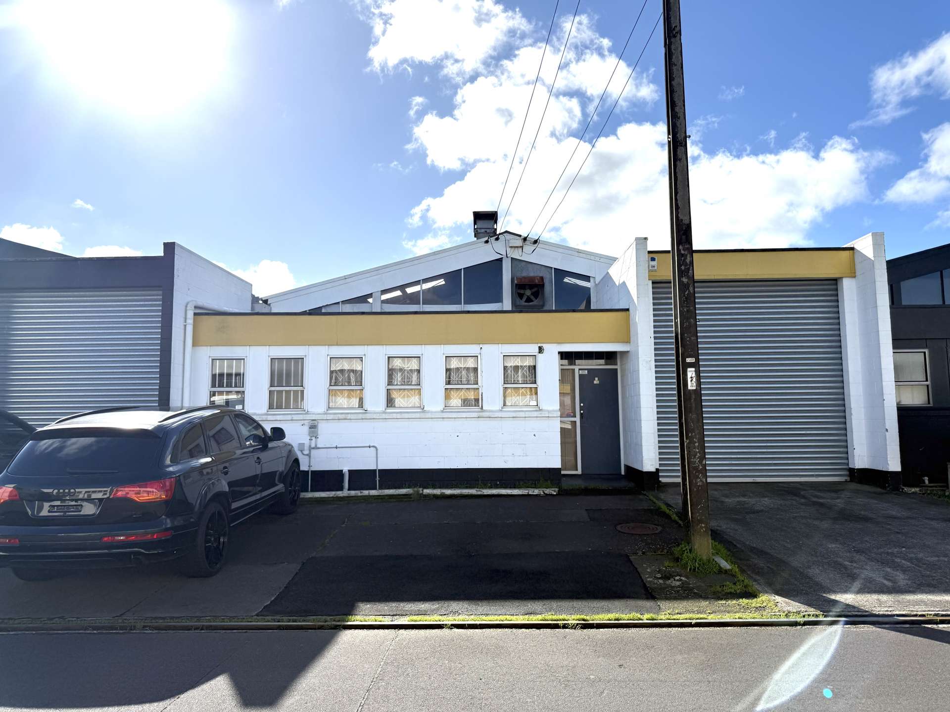 3/42 Henderson Valley Road Henderson_0