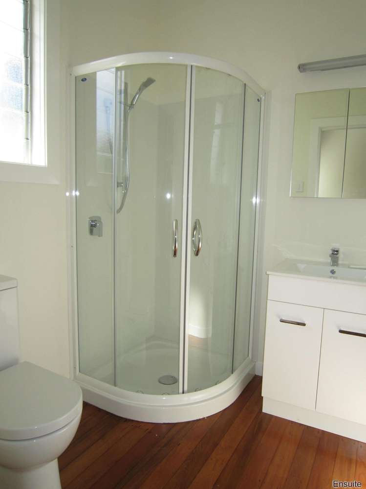 119 Titirangi Road New Lynn_10