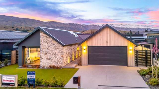 Showstopper Showhome for Serious Sale!