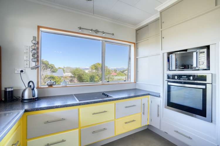 216 Revell Street Hokitika_10