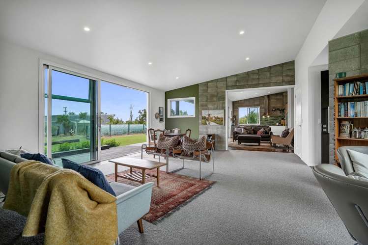 438B Alfred Road Egmont Village_30