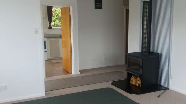 37 Mararoa Drive Manapouri_5