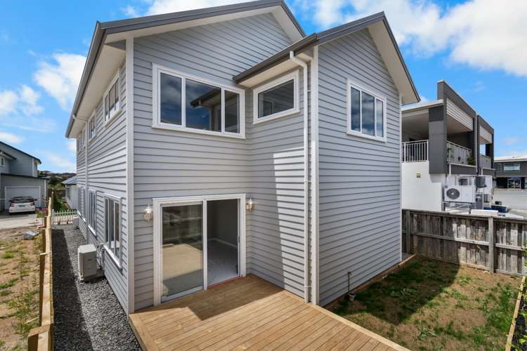 49 McCorquindale Drive 2743_16