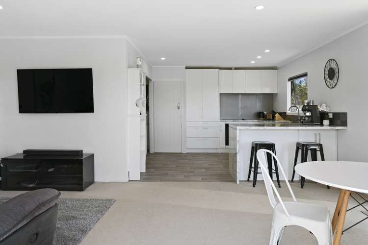 93a Hyde Avenue Richmond Heights_10