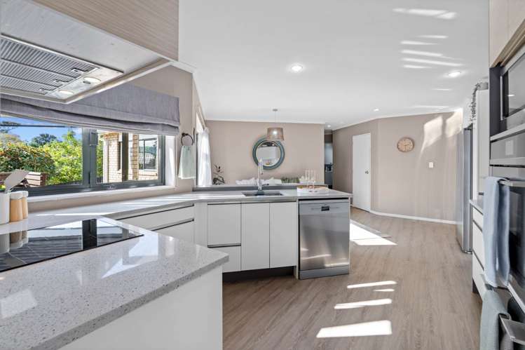 5 Ponderosa Drive Oteha_12
