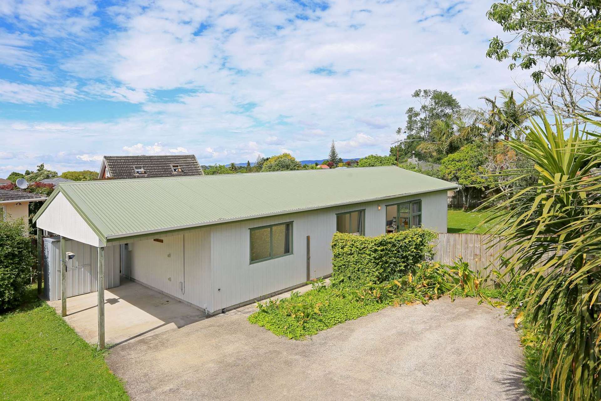 22a Peachgrove Road Te Atatu Peninsula_0