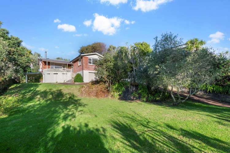 15 Pohutukawa Avenue Red Beach_17