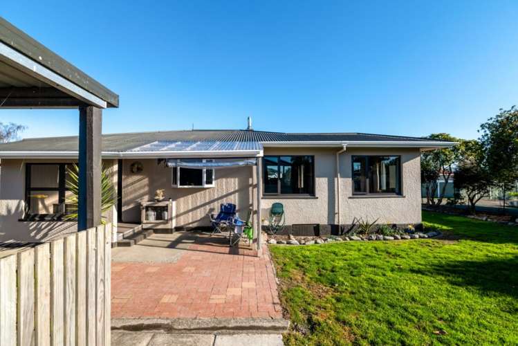 1 Lemari Avenue Stoke_19