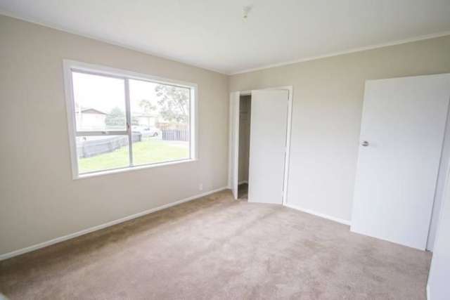 22 Ronald Place Manurewa_4