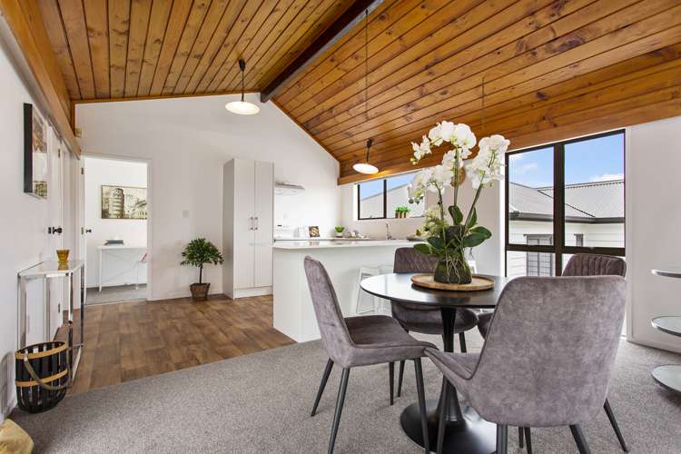 8 Ancona Lane Goodwood Heights_6