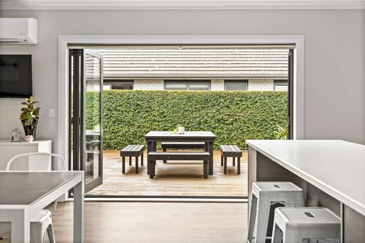 9 Henry Bell Close Leamington_11