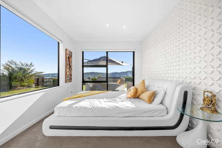 131 Endeavour Drive Whitby_12