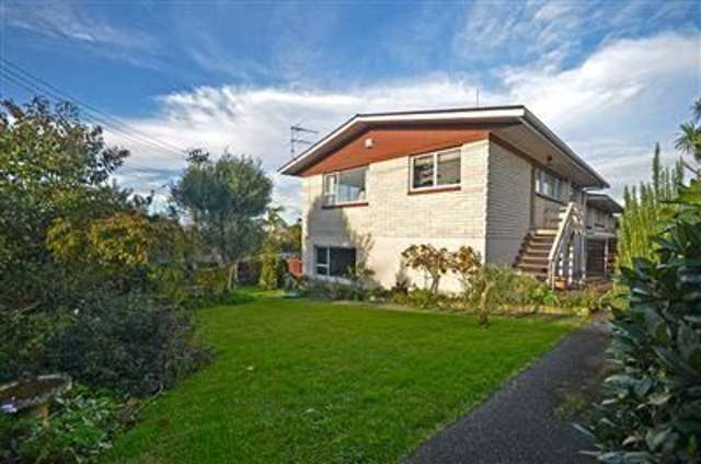 1/21 Jaemont Avenue Te Atatu South_3