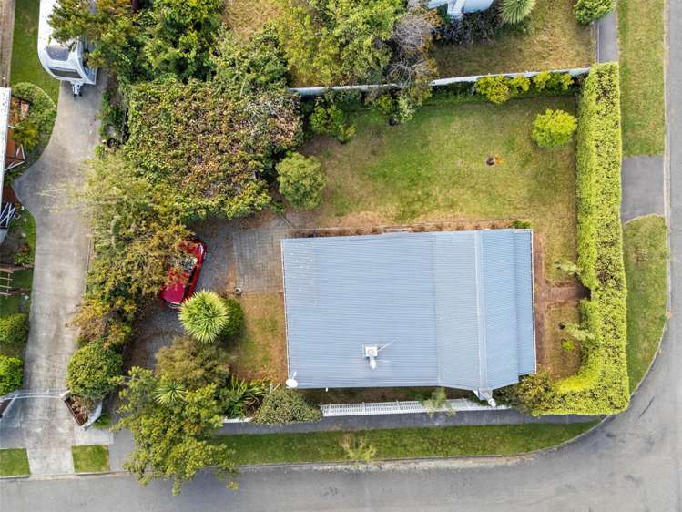 24 Dillons Point Road Islington_22