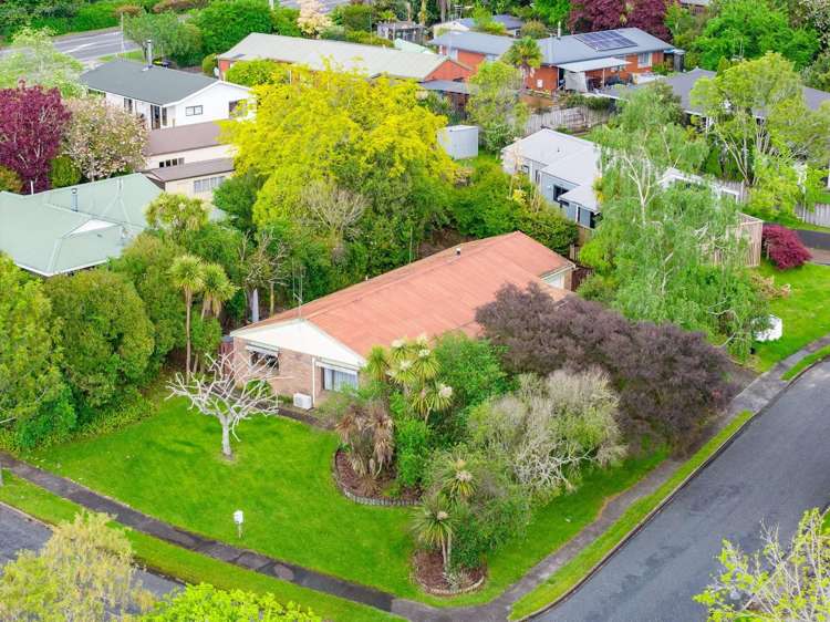 5 Marlowe Drive Leamington_16