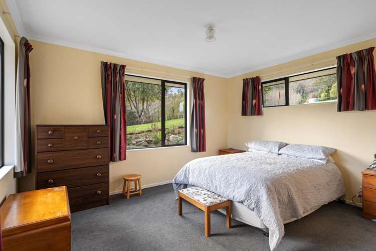 128 and 128a Ross Road Hira_8