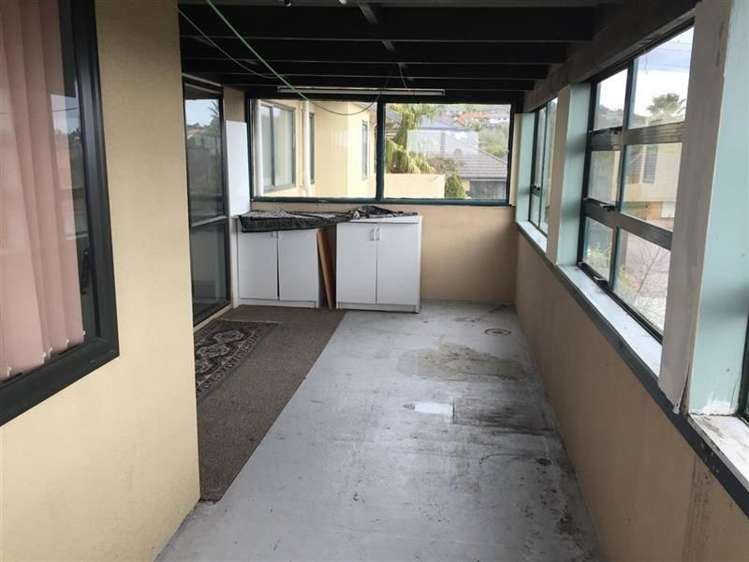 14 Arrowsmith Drive Clover Park_6