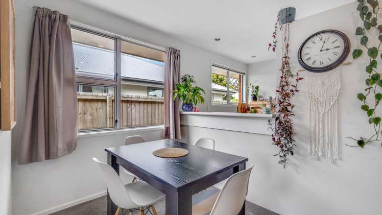 2/296B Wairakei Road Bryndwr_4