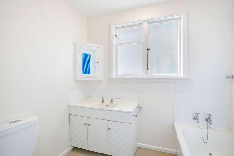 19 Watson Street Akaroa_22