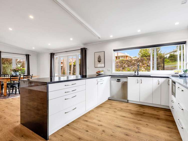 1 Melia Place Stanmore Bay_9