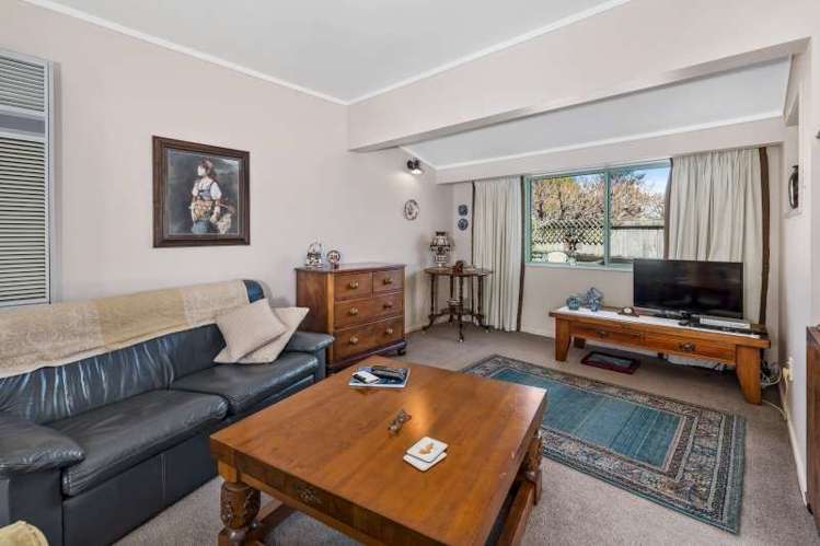 2/89 Harvey Street Waipahihi_4