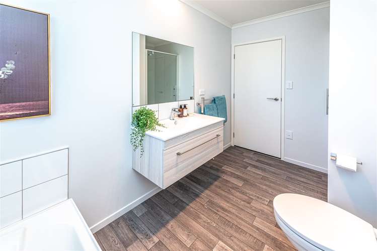 7 Magnolia Crescent Tawhero_14