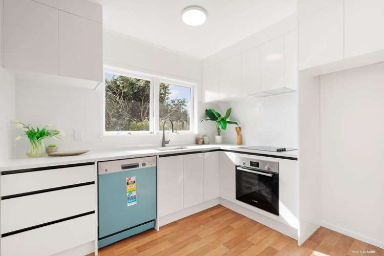 1/33 Knightsbridge Drive Forrest Hill_6