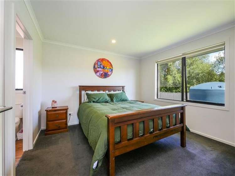 2 Snowdon Street Allanton_13