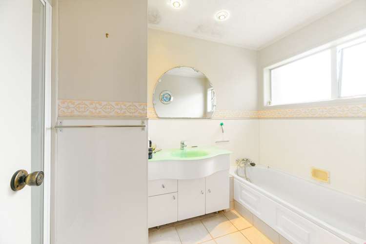 1/17b Woodvale Road Glen Eden_12