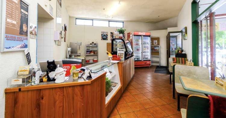 50-54 Tarbert Street Alexandra_6