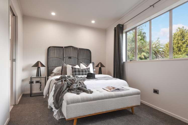 2/15 Tarawera Road Lynmore_8
