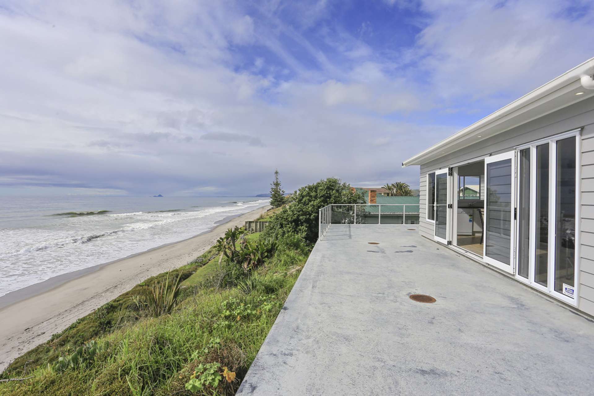 195 Pukehina Parade Pukehina Western Bay Of Plenty Houses for